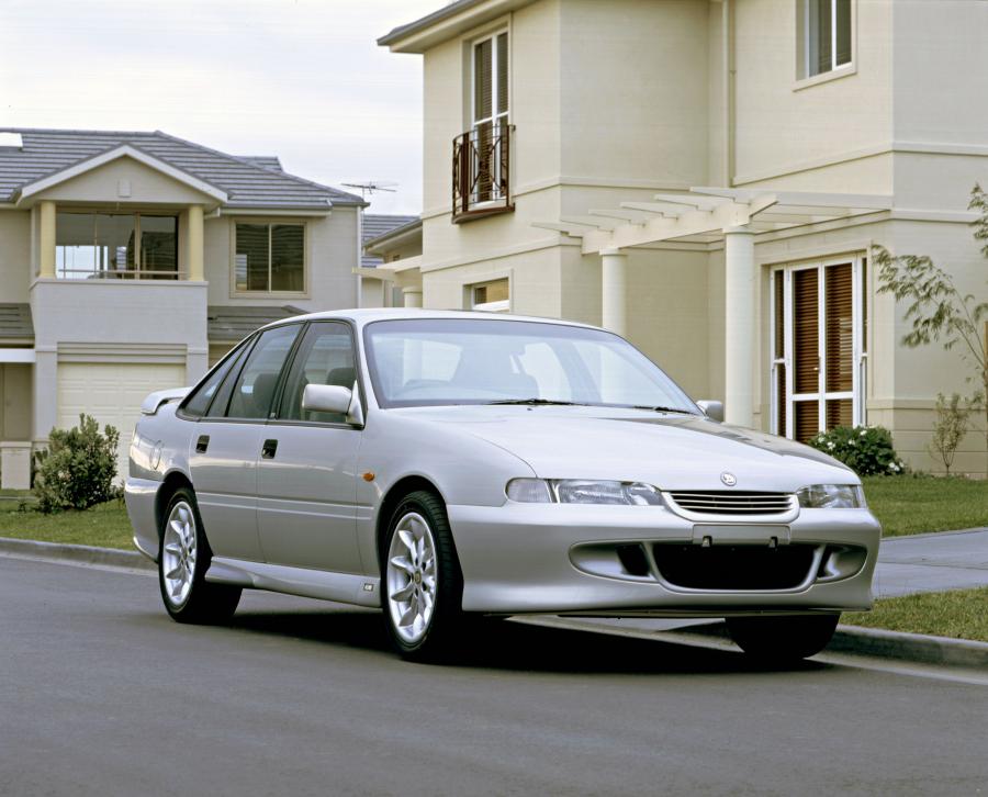 HSV Senator (VS) 1995 года  (фото 1 из 4)